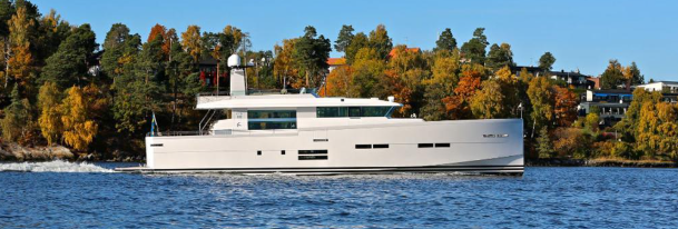 lyxyacht yacht båt köpa båt stockholm köpa yacht sverige